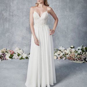 Ella Rosa Be 520 Ivory Size 16 Chiffon and Lace Beachy Wedding Dress